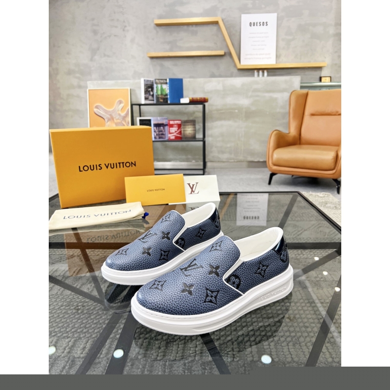 G*u*i casual shoes